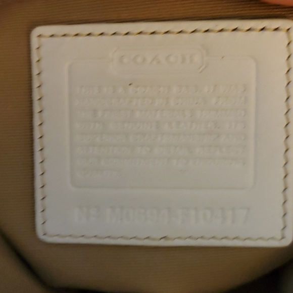 *SOLD* Coach Crossbody - Picture 4 of 6